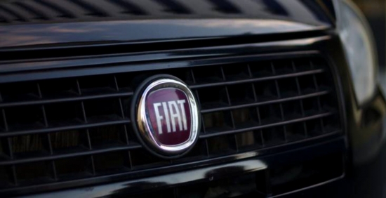 Fiat Chrysler: компания, собирающая IPhone, будет производить вместе электромобили
